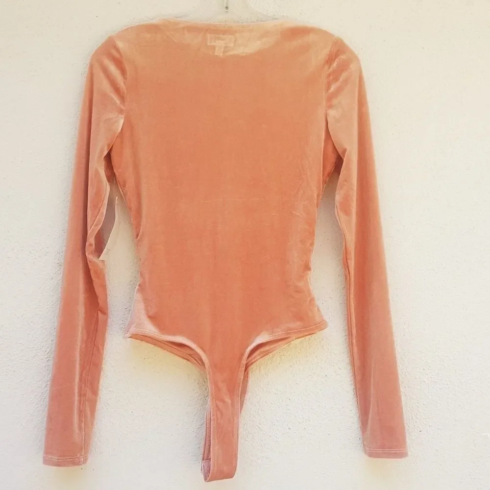 Tobi New Velvet Thong Body Suit S/P - Picture 4 of 7